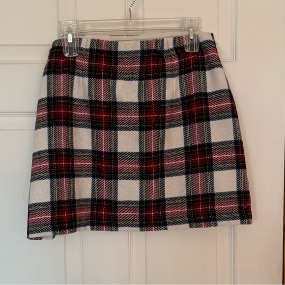 Plaid Mini Skirt in Red and Black - Picture 2 of 3